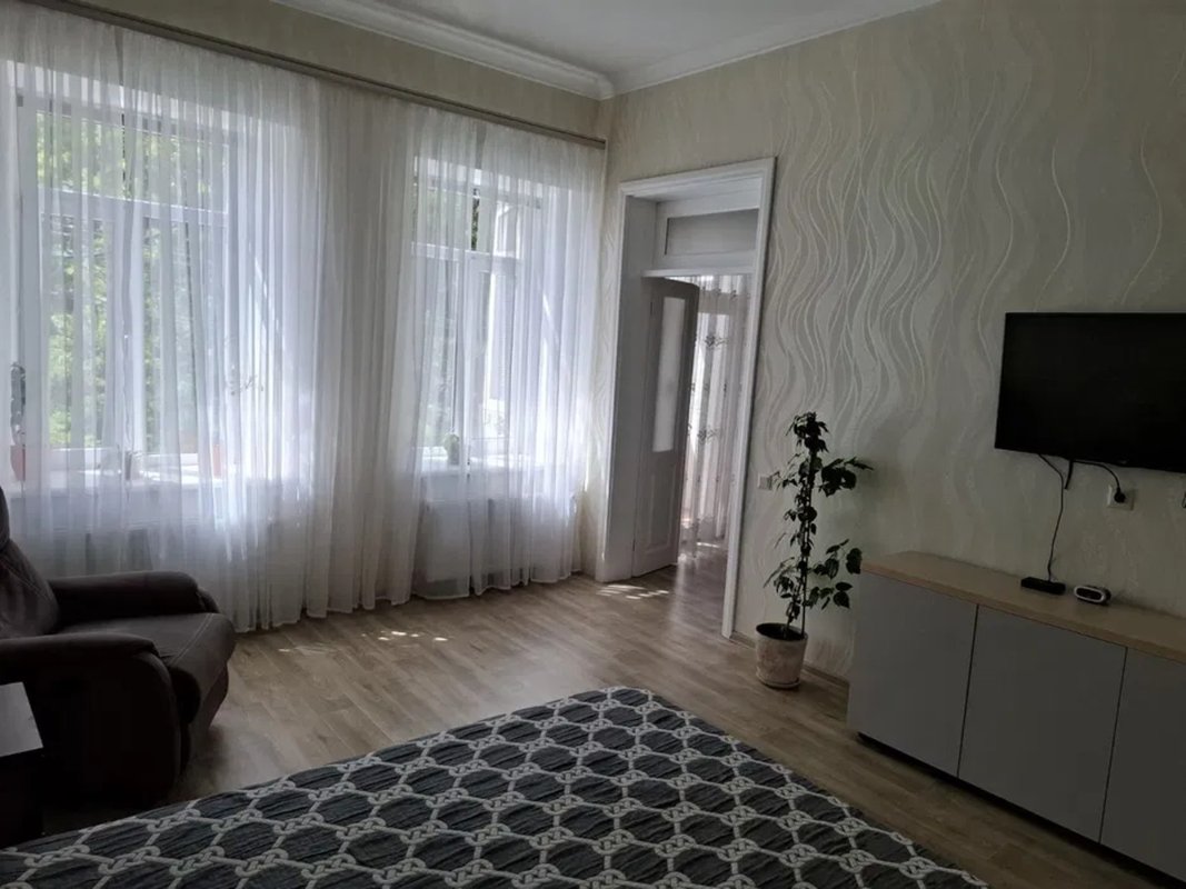 Вознесенский пер. - Старосенная пл-дь — 3к 75,2 м², АГВ, 3/3, классический ремонт — фото 15