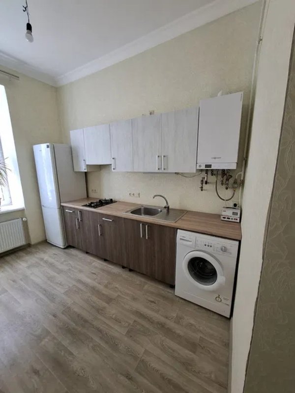Вознесенский пер. - Старосенная пл-дь — 3к 75,2 м², АГВ, 3/3, классический ремонт — фото 16