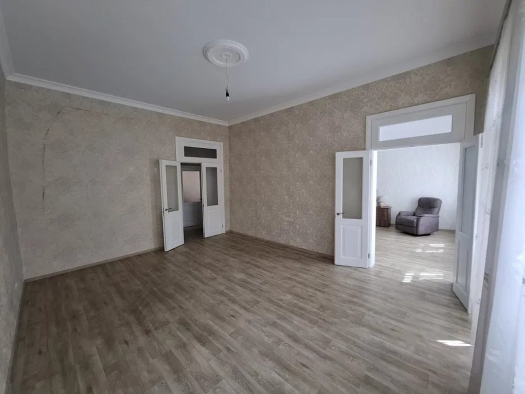 Вознесенский пер. - Старосенная пл-дь — 3к 75,2 м², АГВ, 3/3, классический ремонт — фото 6