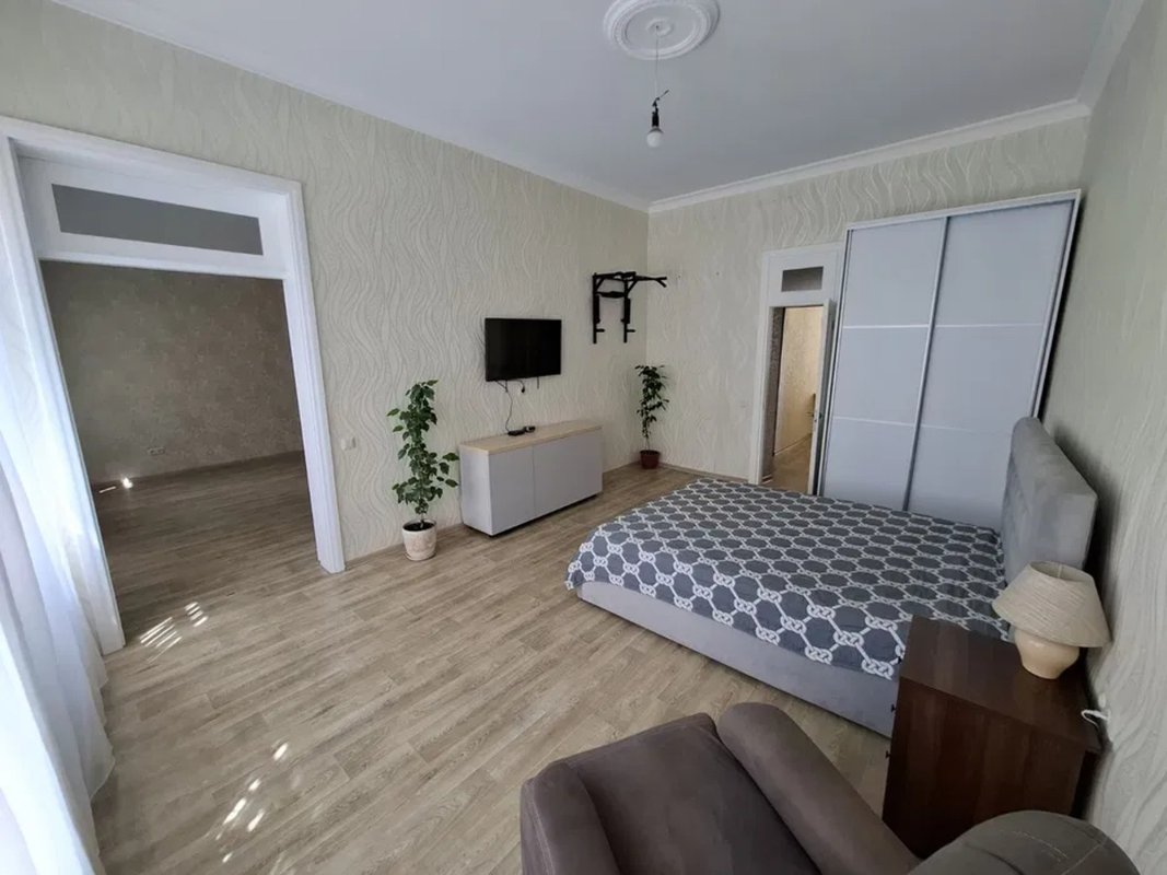 Вознесенский пер. - Старосенная пл-дь — 3к 75,2 м², АГВ, 3/3, классический ремонт — фото 12