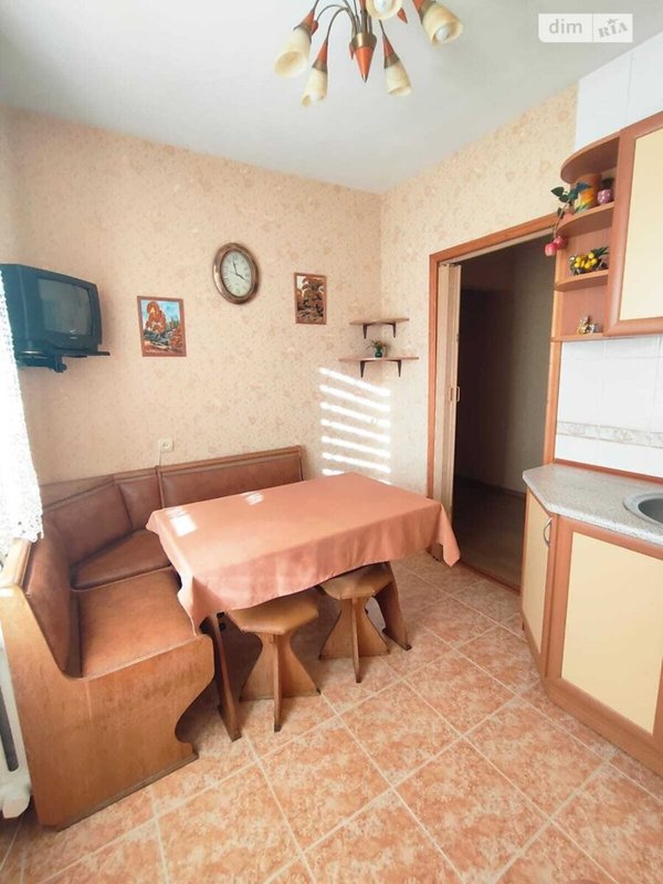 Ак. Вильямса — 3-к, кухня 7,5 м², потолки 2,65 м, «чешка» — фото 8