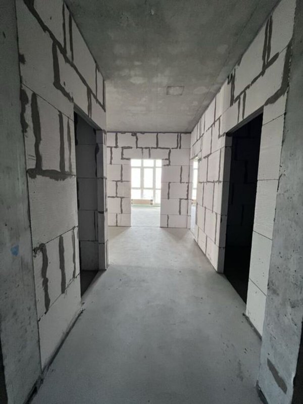 просп. Гагарина — ЖК «4 Сезона», 3К 100 м² + кладовка, вид на центр — фото 9