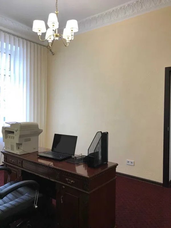Прохоровская Сталинка, фасадный вход, свежий евроремонт Офис для нотариуса/юристов — фото 4