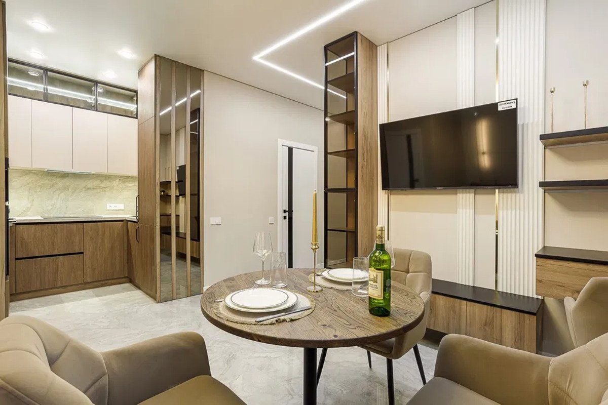 Аркадия, ЖК «РОДОС» — 50 м², 18 этаж, дизайнерский ремонт, вид моря — фото 1