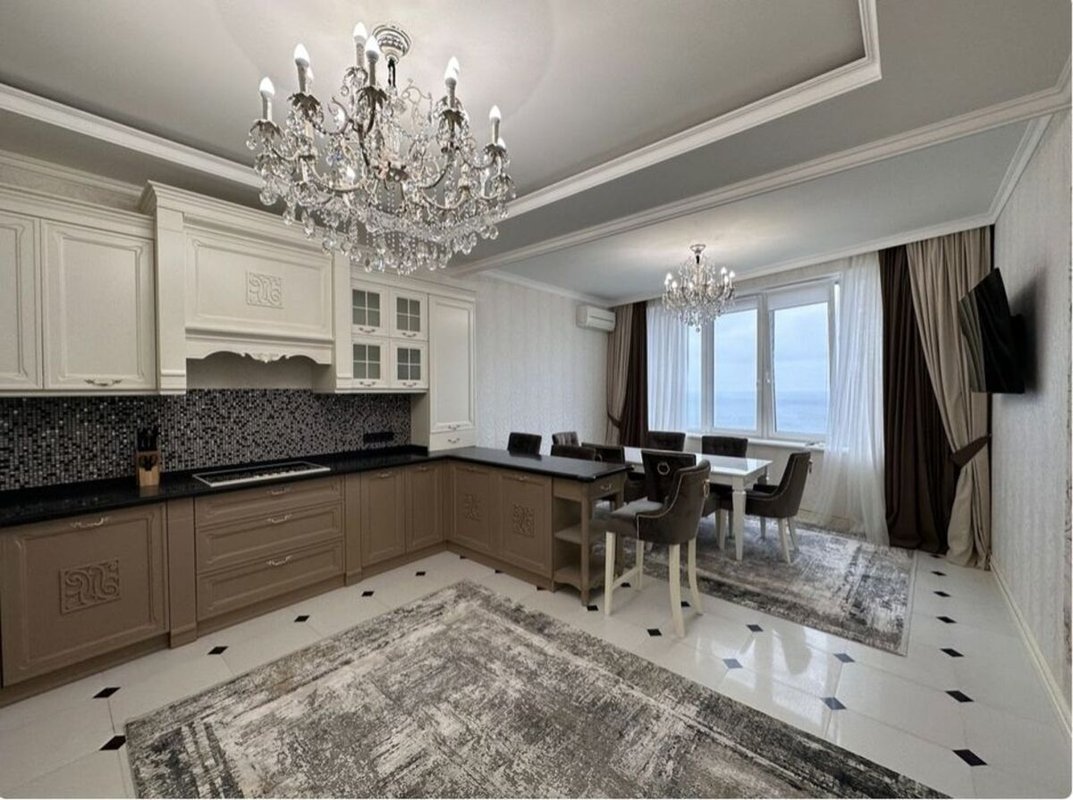 Литературная, ЖК Руслан и Людмила — 3-к 150 м², ремонт, вид моря и парка — фото 2