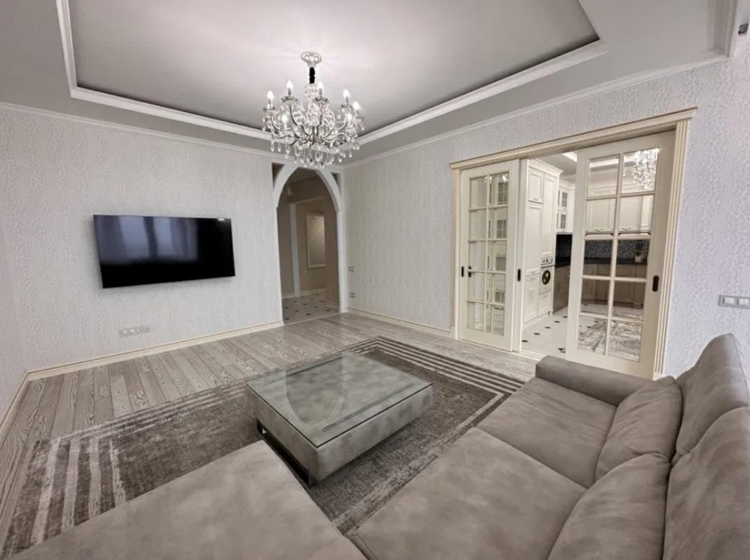 Литературная, ЖК Руслан и Людмила — 3-к 150 м², ремонт, вид моря и парка — фото 9