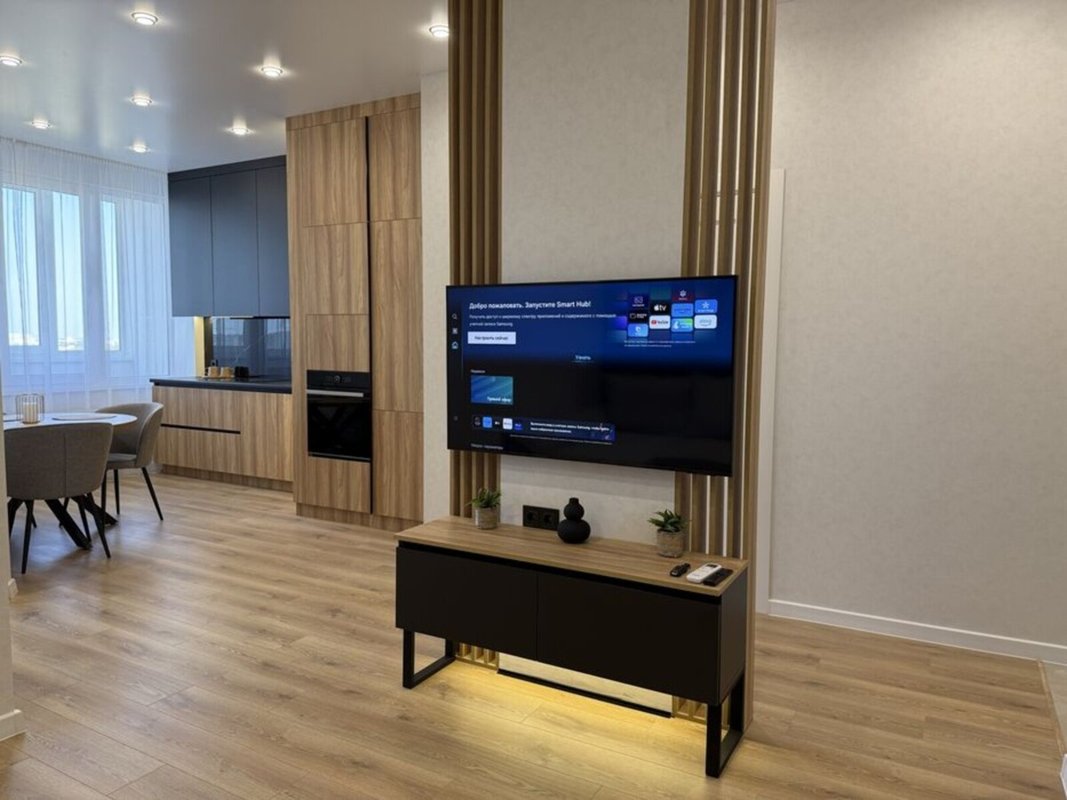 Продаж квартири 2-кімн., 53 м², Київський — фото 1