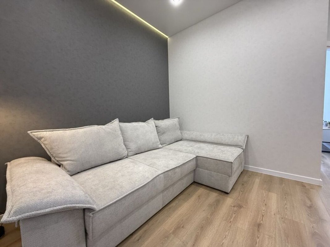 Продаж квартири 2-кімн., 53 м², Київський — фото 5