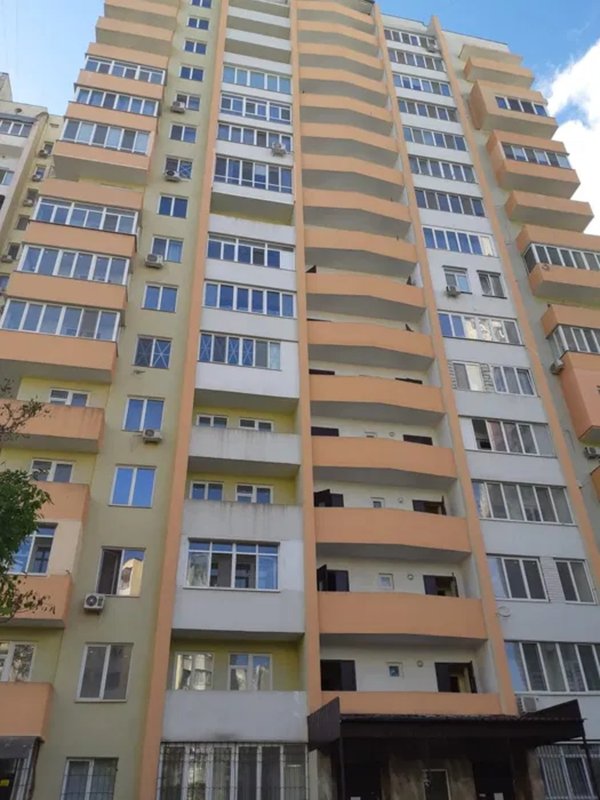 Пишоновская, центр — 3-комнатная 88 м², новый дом без отделки — фото 1