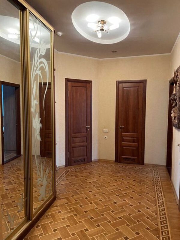 Продаж квартири 3-кімн., 127 м², Приморський — фото 4
