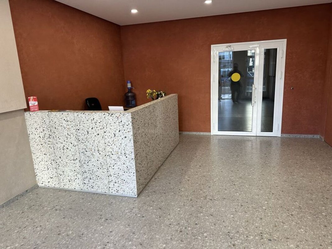 ЖК «4 Сезоны», красный корпус — 2-к 70 м², 2 этаж, готово под ремонт — фото 6