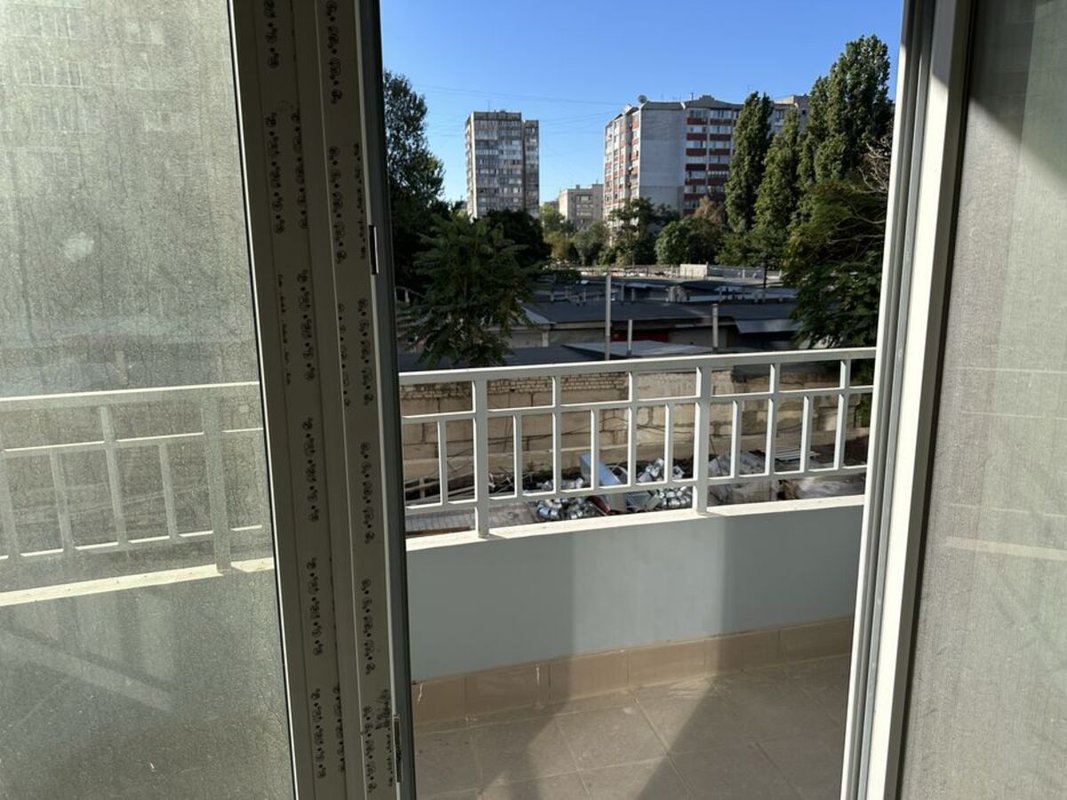 ЖК «4 Сезоны», красный корпус — 2-к 70 м², 2 этаж, готово под ремонт — фото 5