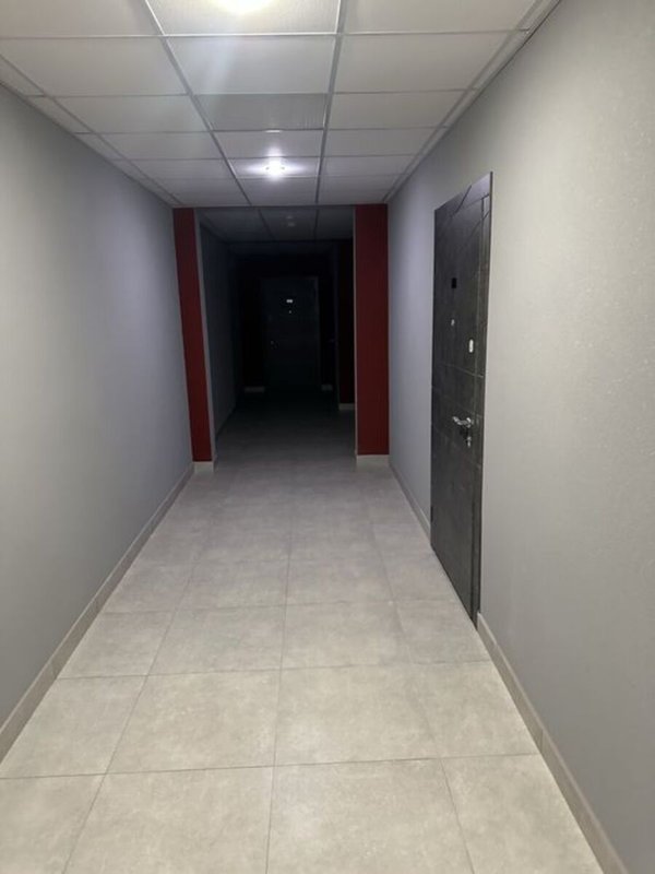 ЖК «4 Сезоны», красный корпус — 2-к 70 м², 2 этаж, готово под ремонт — фото 9