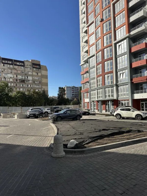 ЖК «4 Сезоны», красный корпус — 2-к 70 м², 2 этаж, готово под ремонт — фото 2