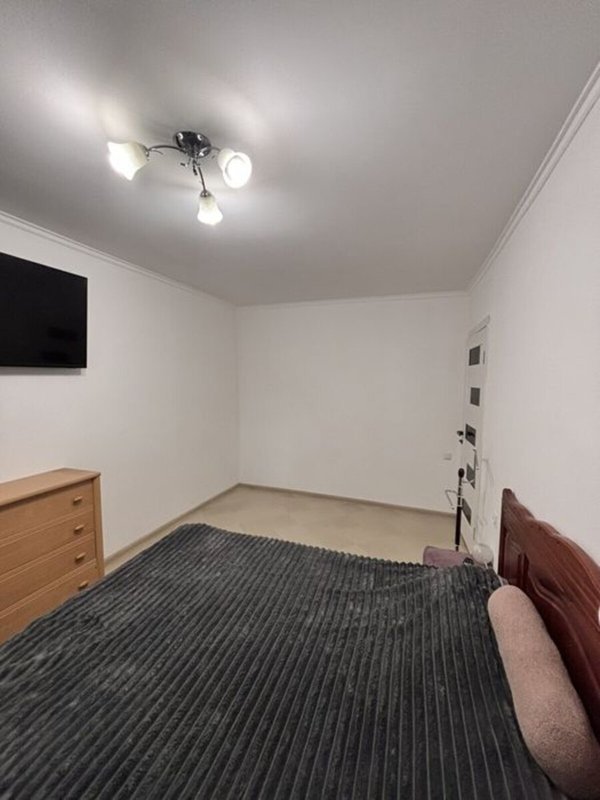 Продаж квартири 2-кімн., 120 м², Хаджибейський — фото 2