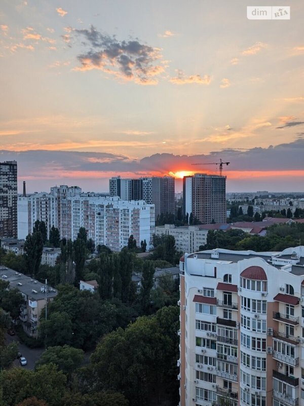 6 ст. Б. Фонтана Квартира 84,5 м² Панорамные окна с видом моря и заката — фото 2