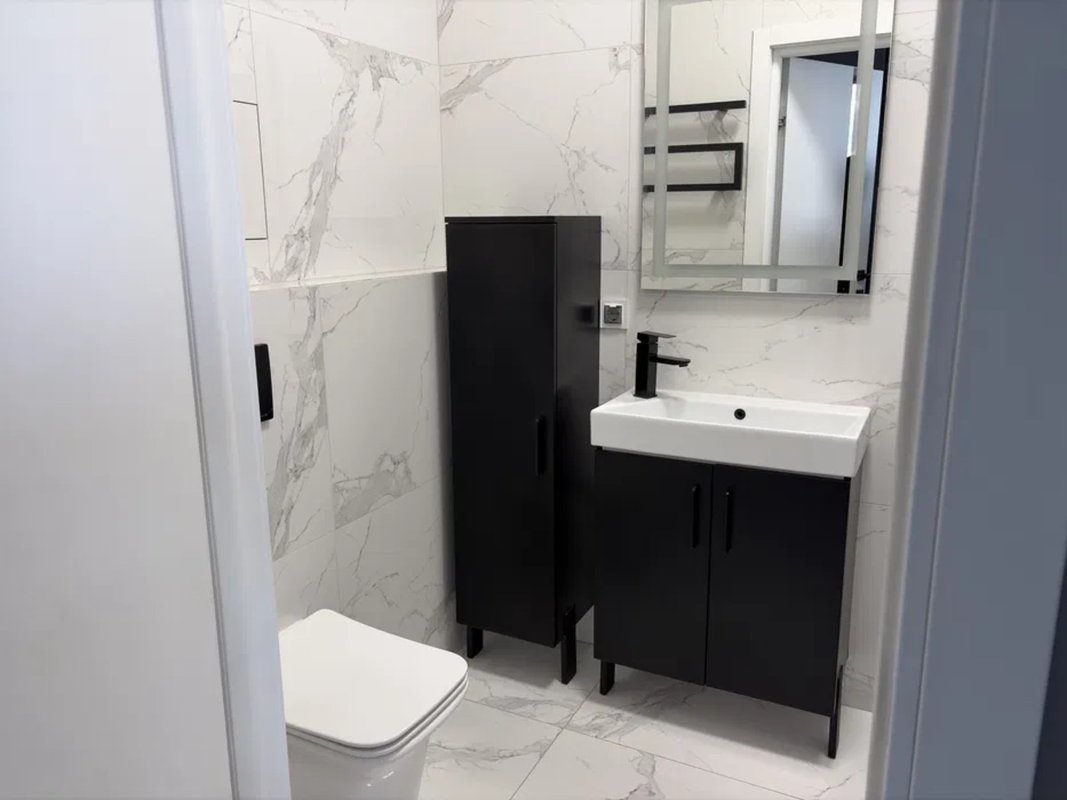 Филатова, ЖК «Manhattan» — 41,5 м², евроремонт, мебель и техника — фото 17