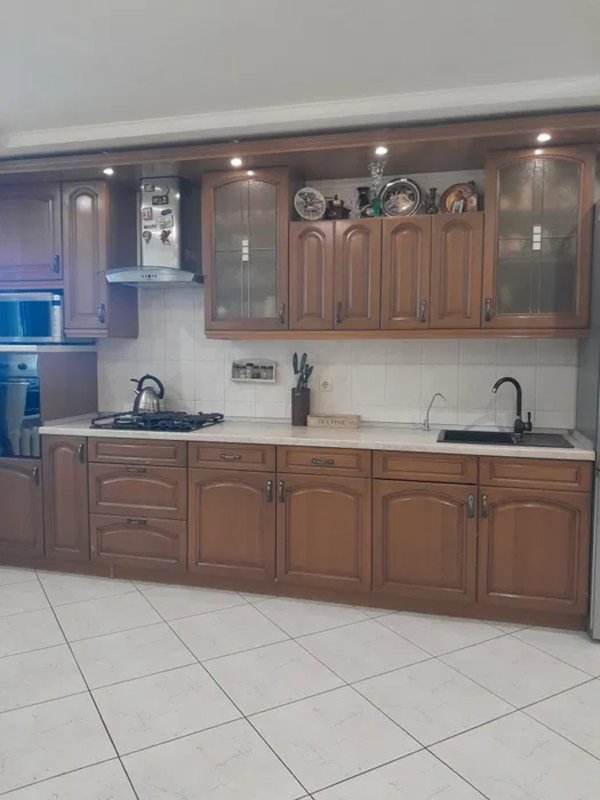 Продаж квартири 5-кімн., 220 м², Приморський — фото 1