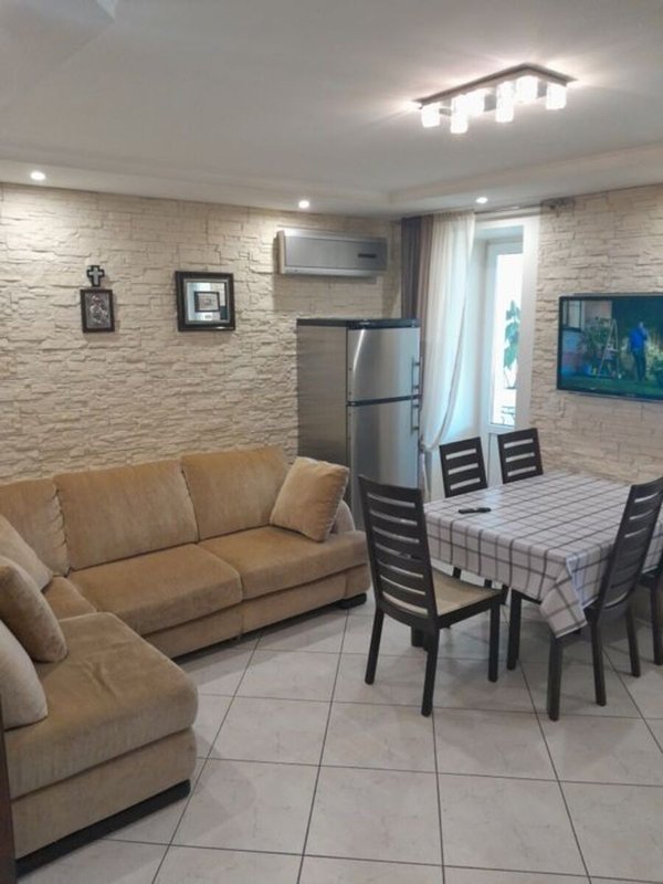 Продаж квартири 5-кімн., 220 м², Приморський — фото 2