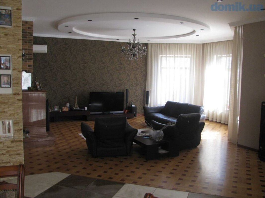 Продаж будинки, дачі, 350 м², Київський — фото 1