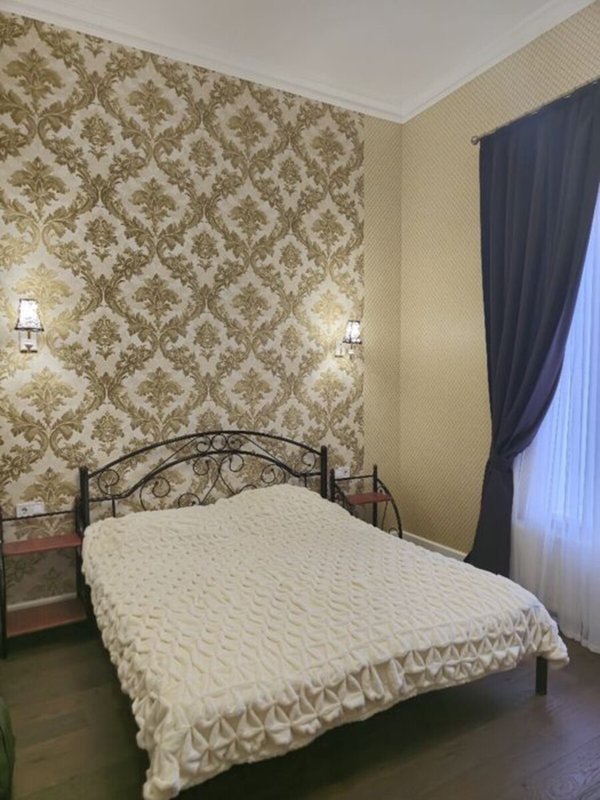 Дом из ракушняка 300 м² у моря: участок 10 соток, потолки 4 м, стены 75 см, крытый бассейн с подогревом, сауна, гараж на 2 авто, подвал 300 м², генератор — авторский люкс. — фото 19