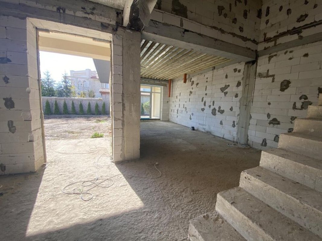 Новый двухэтажный дом 207 м² в Совиньоне — терраса и участок 6 соток — фото 12