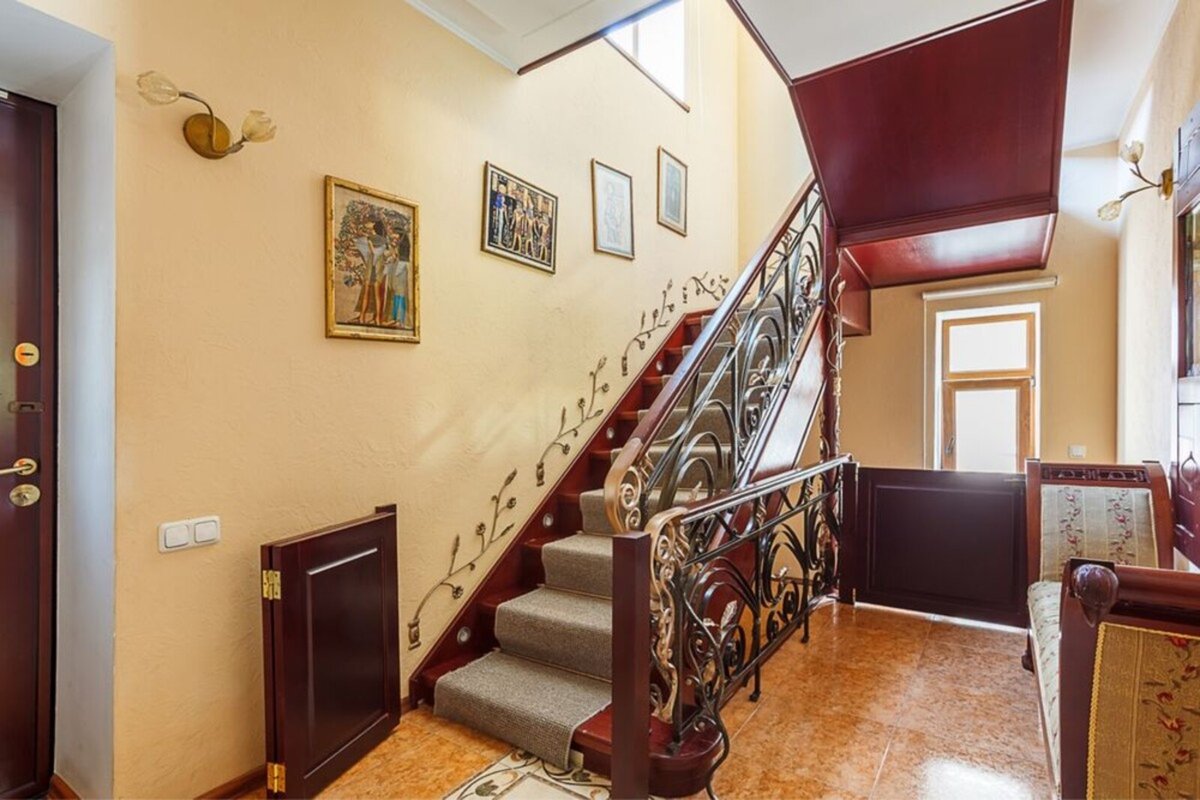 Дача Ковалевского ликвидный лот в престижном районе: основной дом 346 м² + гостевой 50 м² (Дача Ковалевского / 16 ст. Фонтана) — фото 8