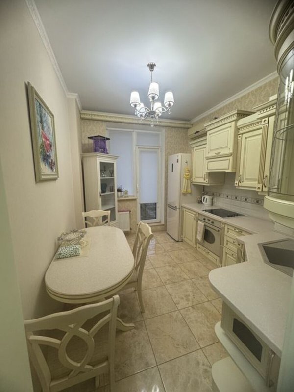 Оренда квартири 2-кімн., 45 м², Київський — фото 1