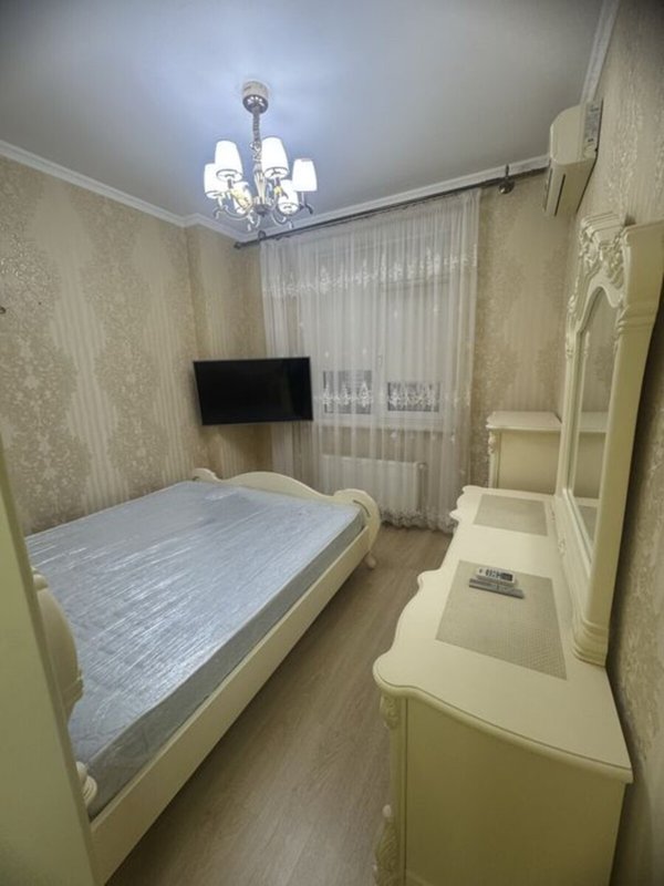 Оренда квартири 2-кімн., 45 м², Київський — фото 15