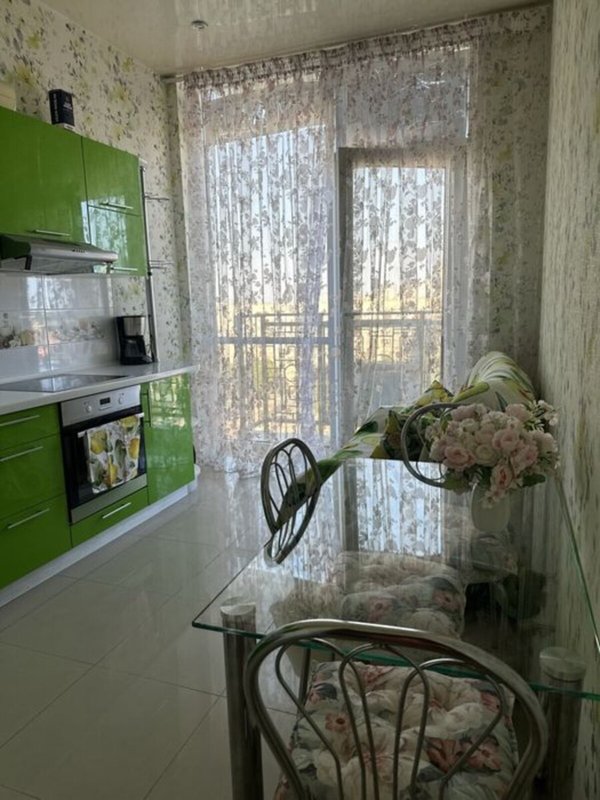 Оренда квартири 1-кімн., 44 м², Київський — фото 3