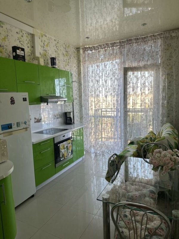 Оренда квартири 1-кімн., 44 м², Київський — фото 2