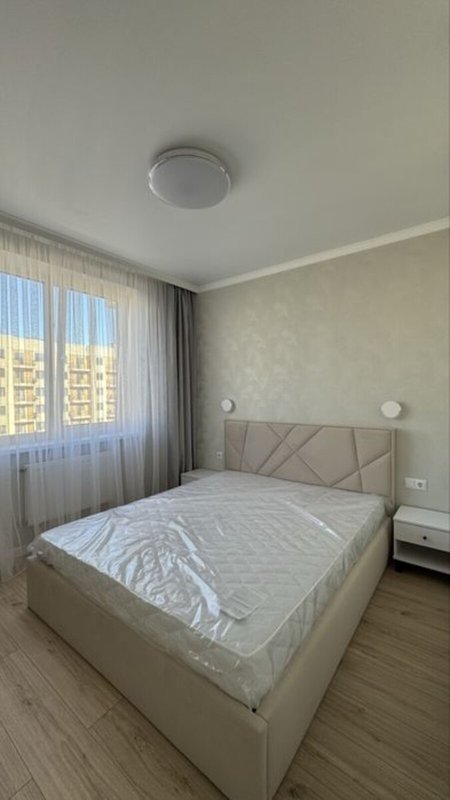 Оренда квартири 2-кімн., 41 м², Київський — фото 4