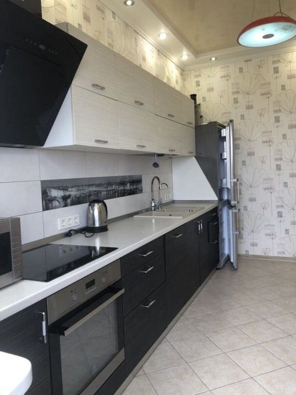 Оренда квартири 1-кімн., 45 м², Київський — фото 2